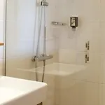 Carlina فندق لا كلوساز