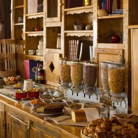 Hotel Carlina