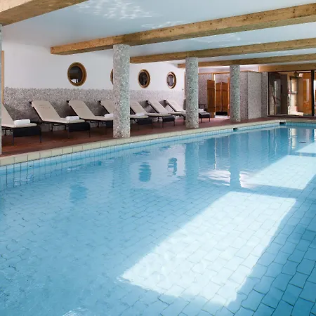 Hotel Carlina