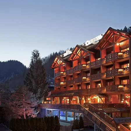 Hotel Carlina 3*