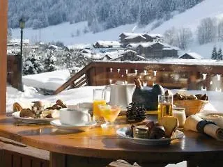 Carlina Hotel 3*