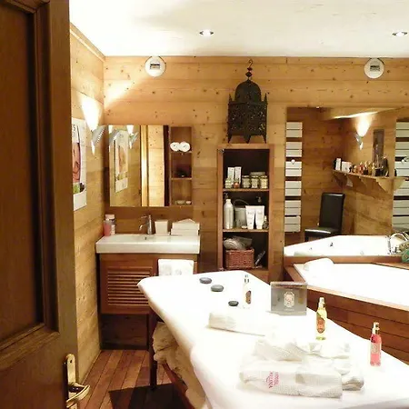 Hotel Carlina