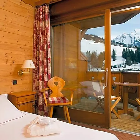 Hotel Carlina