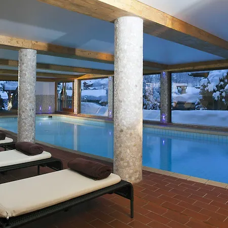 Otel Carlina