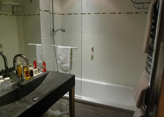 Hotell Carlina 3*